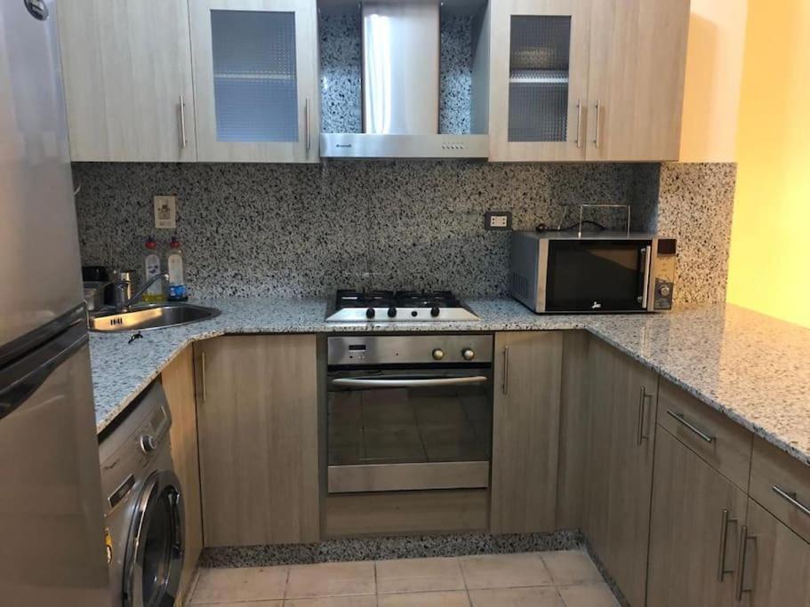 Naama Bay Luxury Stylish Entire Flat With En-Suit Rooms -Centre Of Sharm المظهر الخارجي الصورة